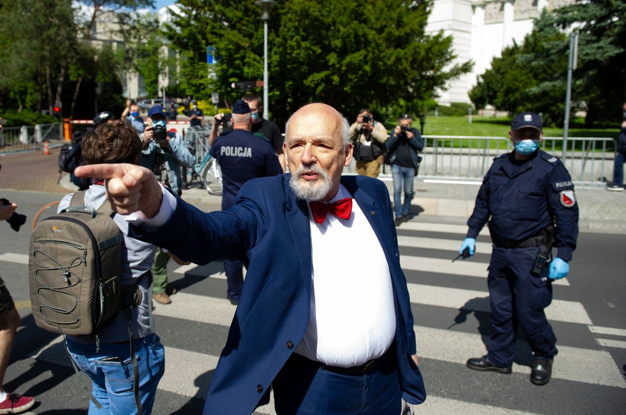 Janusz Korwin-Mikke wyleciał z Facebooka. Społecznościowy gigant znowu daje mu lekcję kapitalizmu