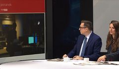 TVP Info nadaje już z nowego studia. Wróciły paski informacyjne. Kiedy powrót do budynku TAI?