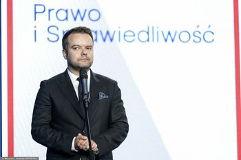Kłótnia PiS z Rozwojem Plus. Poszło o wniosek ws. Kierwińskiego