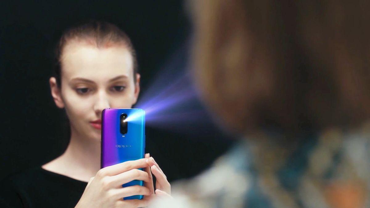 OPPO R17 Pro oficjalnie. Ma zaawansowany sensor 3D niczym Kinect w smartfonie 1