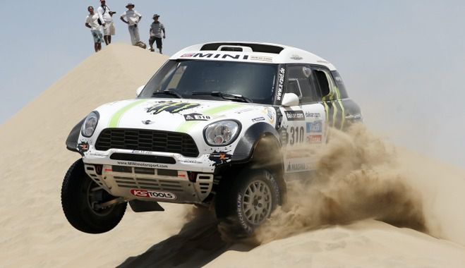 Rajd Dakar: Hołowczyc po badaniach