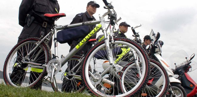 Policyjne patrole na rowerach