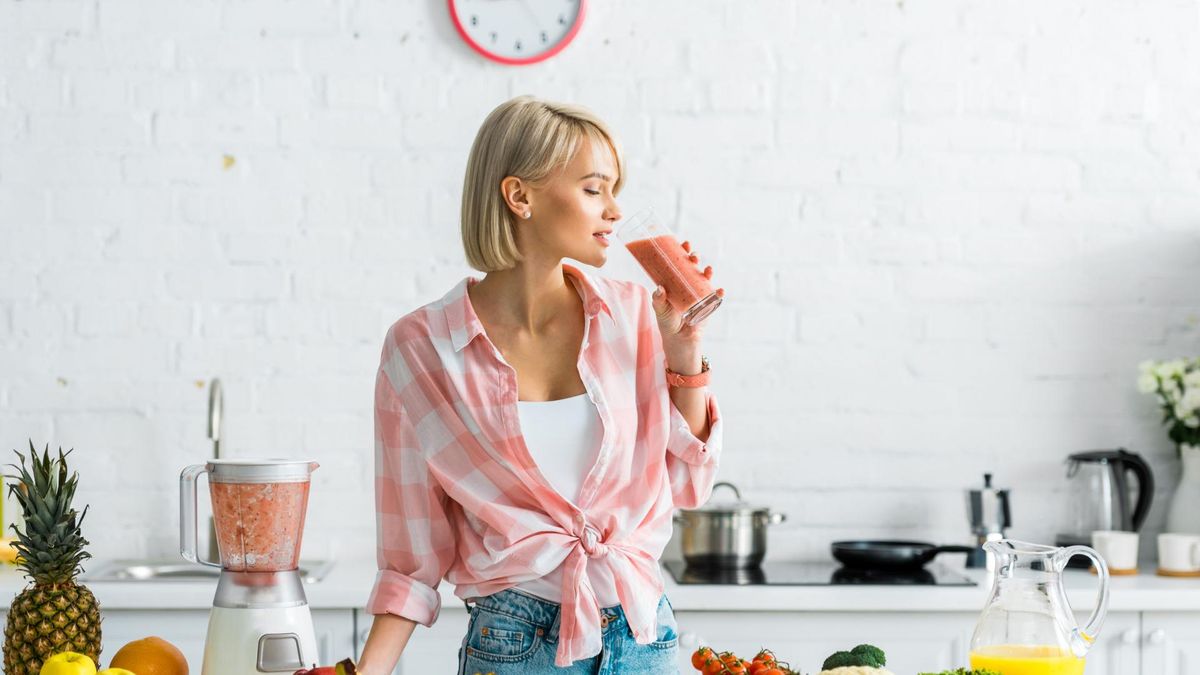 Witaminy występują w wielu produktach żywnościowych. Możemy znaleźć je nie tylko w owocach, czy warzywach, ale również produktach pochodzenia zwierzęcego.