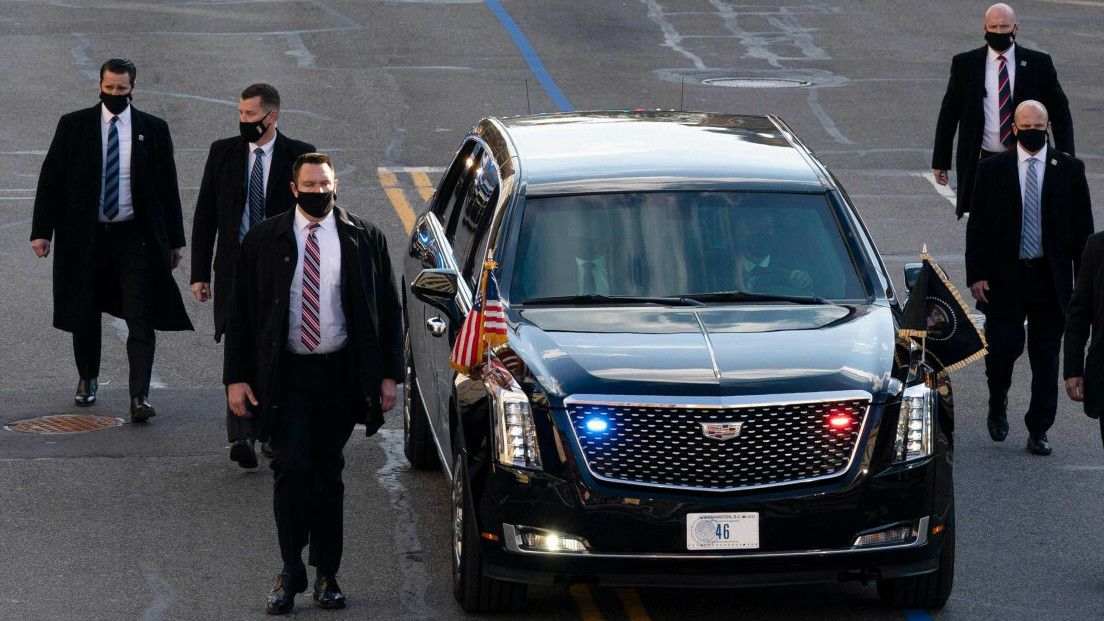 Z daleka Bestia może wydawać się zwykłą limuzyną. Jednak nią nie jest.