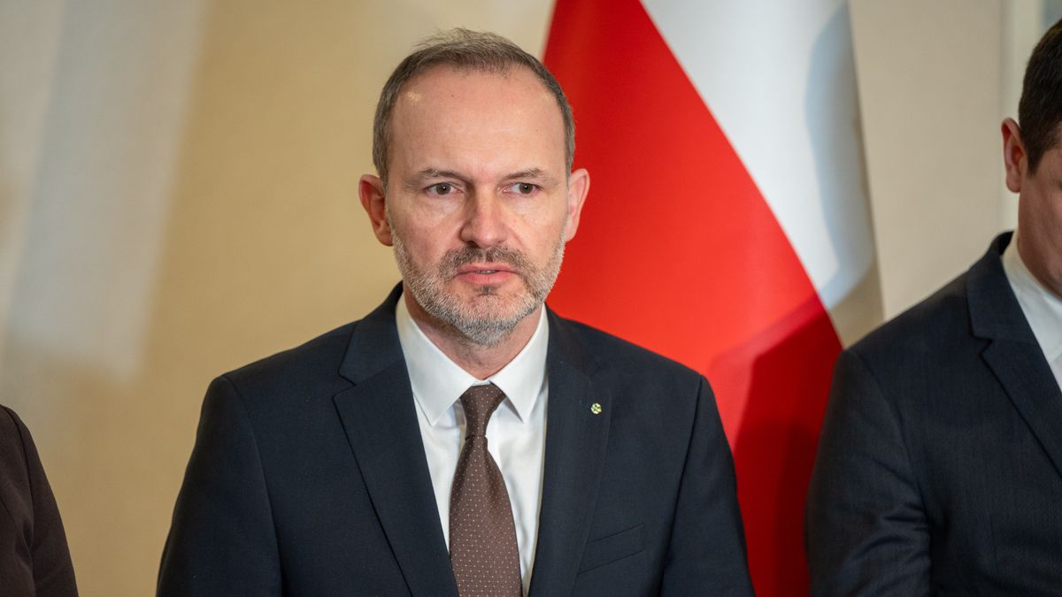 9th Session Of The Ukrainian-Polish Intergovermental Commission On Economic Cooperation
LVIV, UKRAINE - MARCH 11: Minister of Development and Technology of Poland Krzysztof Hetman during common briefing with Deputy Prime Minister of Ukraine and Minister of Reintegration of Temporarily Occupied Territories Iryna Vereshchuk on session of the Ukrainian-Polish intergovermental commission on economic cooperation on March 11, 2024 in Lviv, Ukraine. During the meeting, the Commission will discuss issues of agriculture, customs and border cooperation and cooperation in sanctions work. (Photo by Stanislav Ivanov/Global Images Ukraine via Getty Images)
Global Images Ukraine