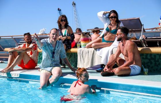 „Wycieczkowiec” zastąpił "Hotel Paradise". Ile osób ogląda nowy serial TVN7?