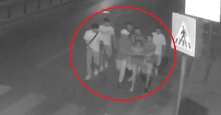Zgwałciło ją siedmiu mężczyzn. Nikt nie reagował