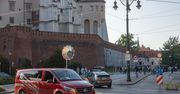 Kraków: Problem z ruchem pod Wawelem. Zwrócił uwagę na bezpieczeństwo