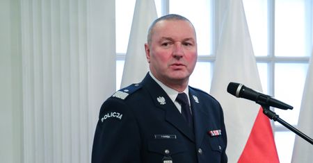 Ujawniamy emeryturę b. szefa warszawskiej policji. Oto kwota