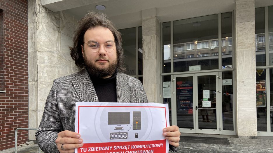 Śląskie. Chorzowski magistrat wraz z jedną z lokalnych firm rozpoczynają akcję zbiórki elektroczęści oraz naprawy i montażu sprzętu komputerowego. 