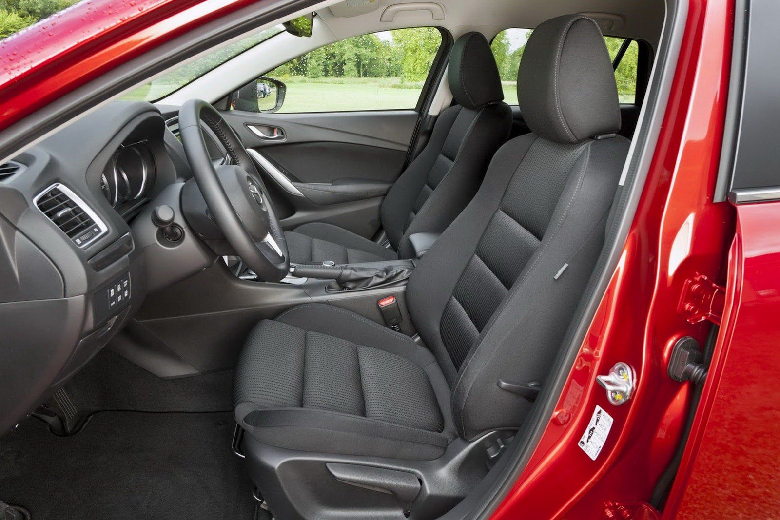 Mazda6 w najdrobniejszych detalach [galeria] 54