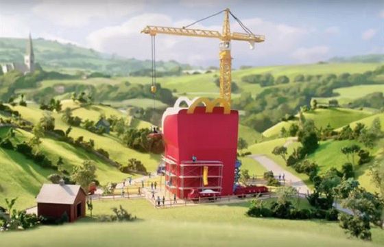 McDonald’s przekonuje rodziców, że Happy Meals są teraz zdrowsze (wideo)
