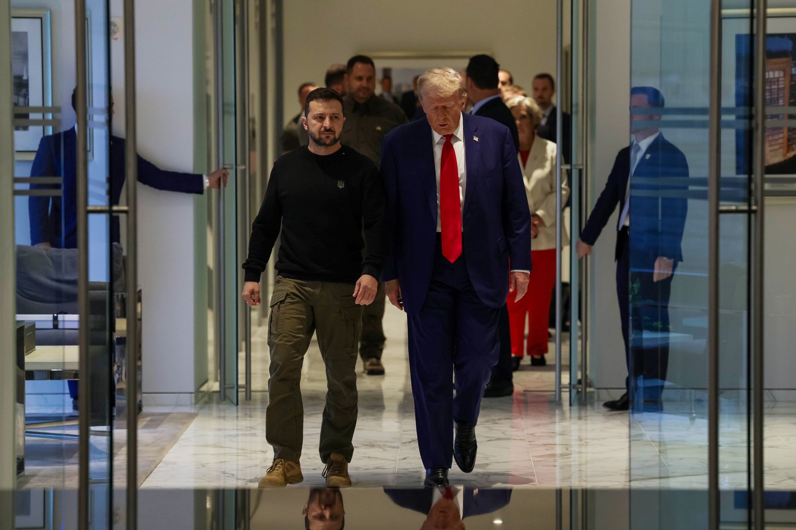 NEW YORK, NEW YORK - SEPTEMBER 27: Ukrainian President Volodymyr Zelensky and Republican presidential nominee, former U.S. President Donald Trump, gather for a meeting on September 27, 2024 in New York City. The meeting coincides with President Zelensky's visit to New York for the United Nations General Assembly. (Photo by Alex Kent/Getty Images)