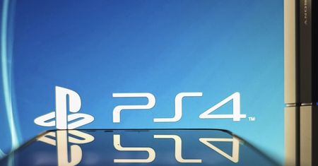 Znajdź lukę w PlayStation 4 albo PSN. Sony wypłaci nawet 50 tysięcy dolarów