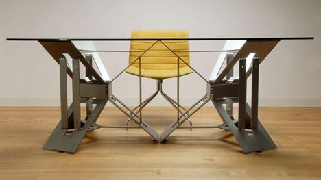 Biurko jak origami z jednego kawałka blachy 1