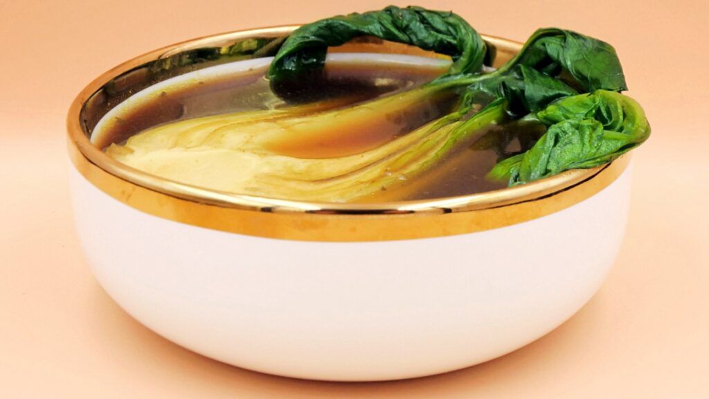 Chińska zupa z pak choi przepis