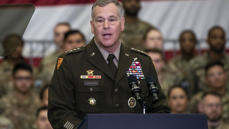Gen. Dickinson oskarża Moskwę 