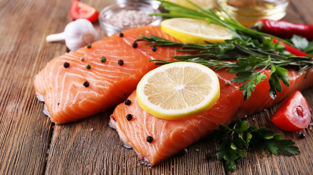 Chcesz mieć zdrowe serce? Jedz codziennie stek albo łososia