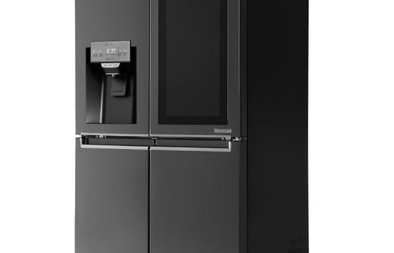 Lodówka LG Smart InstaView z 29-calowym ekranem LCD, webOS i Amazon Alexa (wideo)