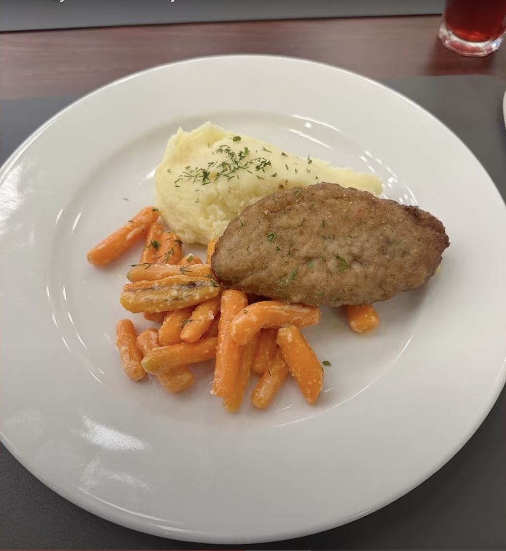 Zestaw obiadowy z Sejmowej restauracji 