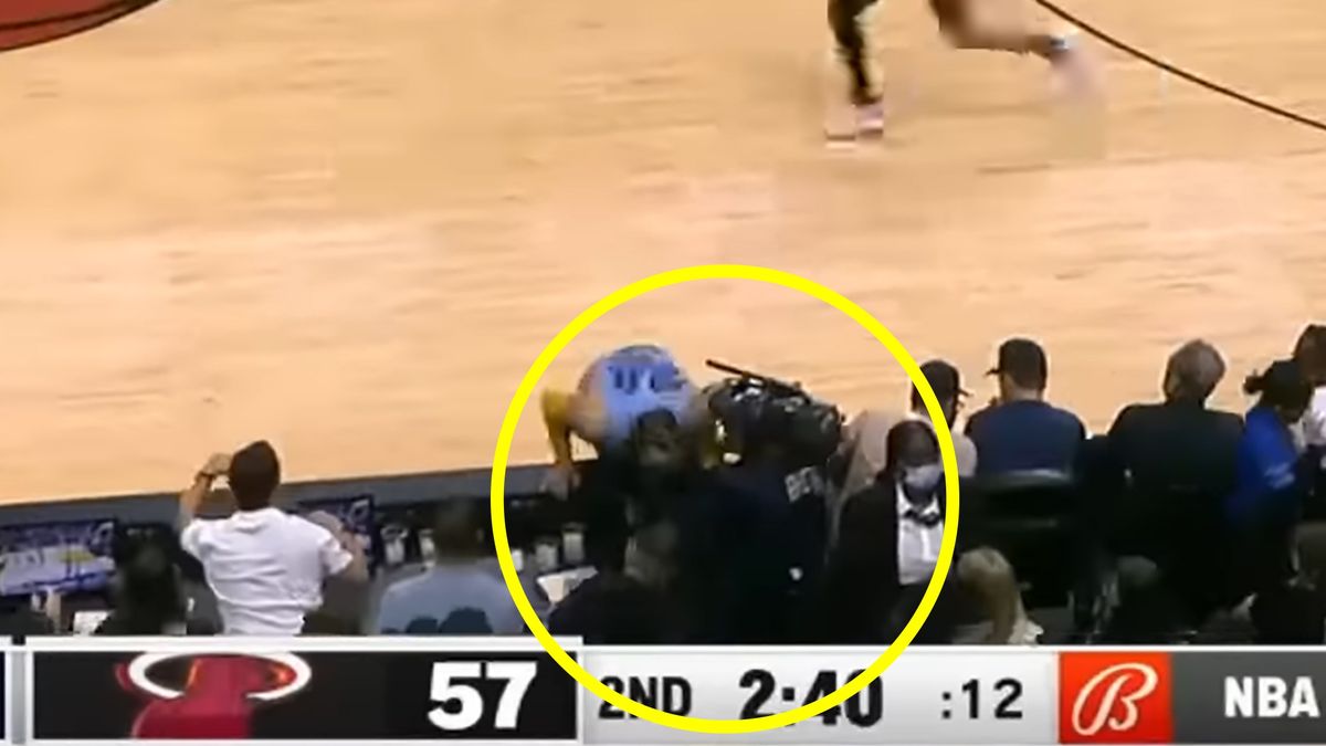 Niesportowe zachownaie Brooksa zostało zarejestrowane przez wiele kamer. Gwiazdor NBA nawet nie sprawdził, co się stało z operatorem.