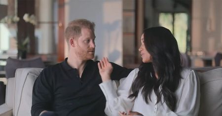 To mogło umknąć widzom. Ekspert mowy ciała wyjaśnił zachowanie Harry'ego i Meghan