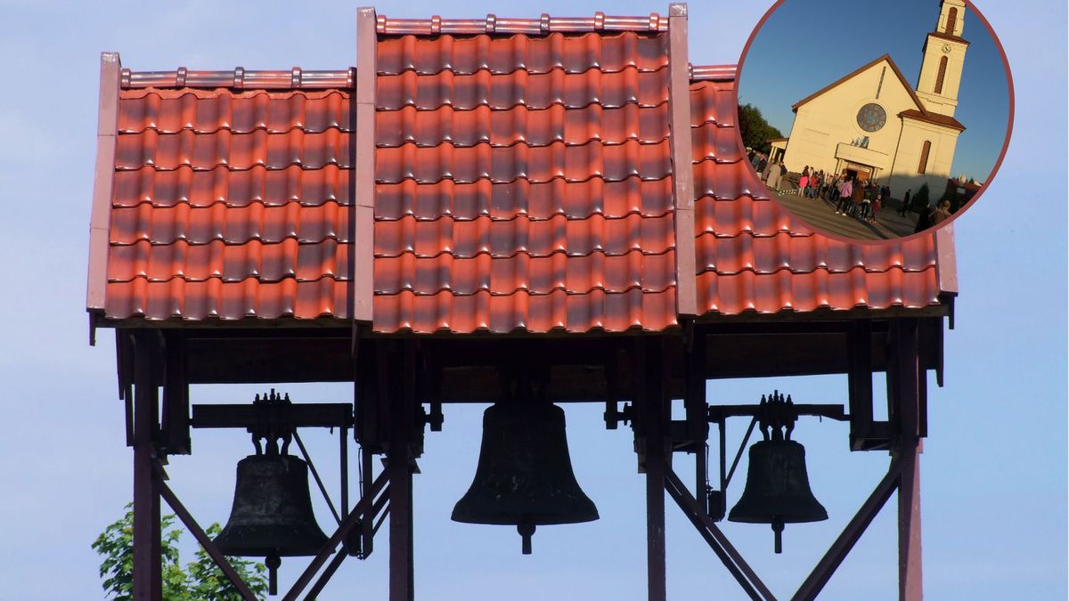 Dzwony w kościele pw. św ojca Pio w Poznaniu biją co godzinę