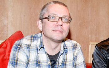 Jego matkę znali wszyscy. Dziś nie każdy wie o ich pokrewieństwie