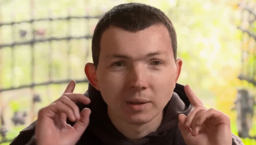 W sieci wrze po zachowaniu fryzjerki. Jaruś z "Chłopaków" zmienił fryzurę