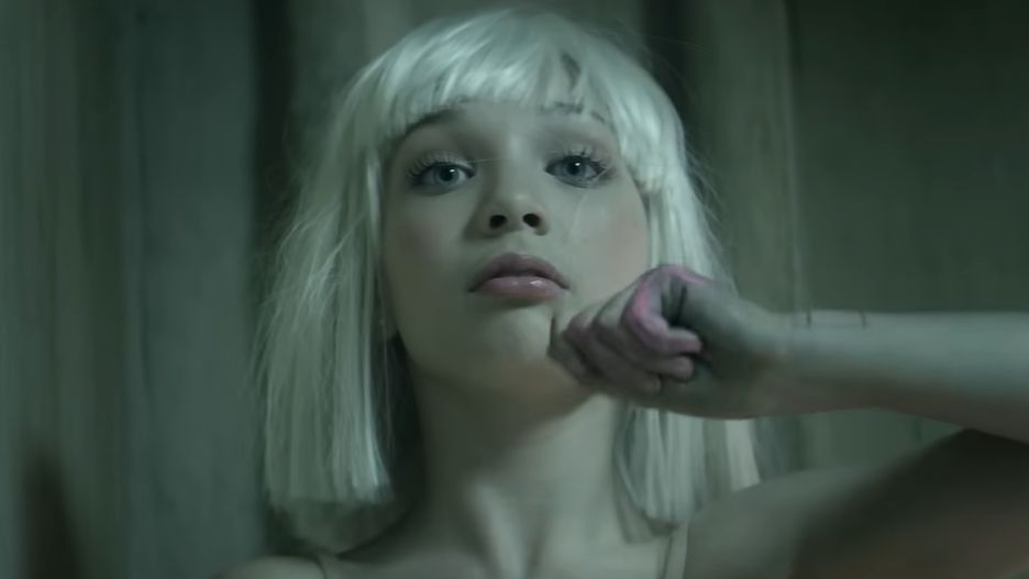 Maddie Ziegler zdobyła serca fanów w teledysku Sii