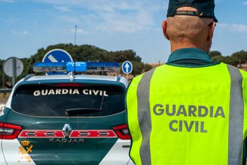 20 osób w jednym budynku. Usuwają migrantów z Ceuty