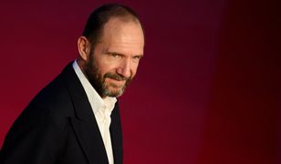 "Konklawe". Ralph Fiennes jako kardynał, który prowadzi konklawe