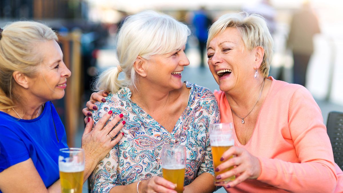 Kobiety po 40 r.ż. powinny uważać z alkoholem