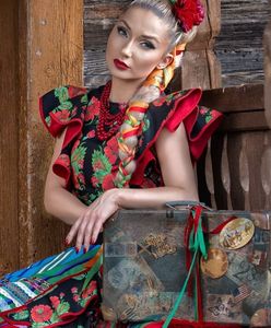 Cleo rozpuściła włosy i rozpięła bluzę. Fani zachwyceni