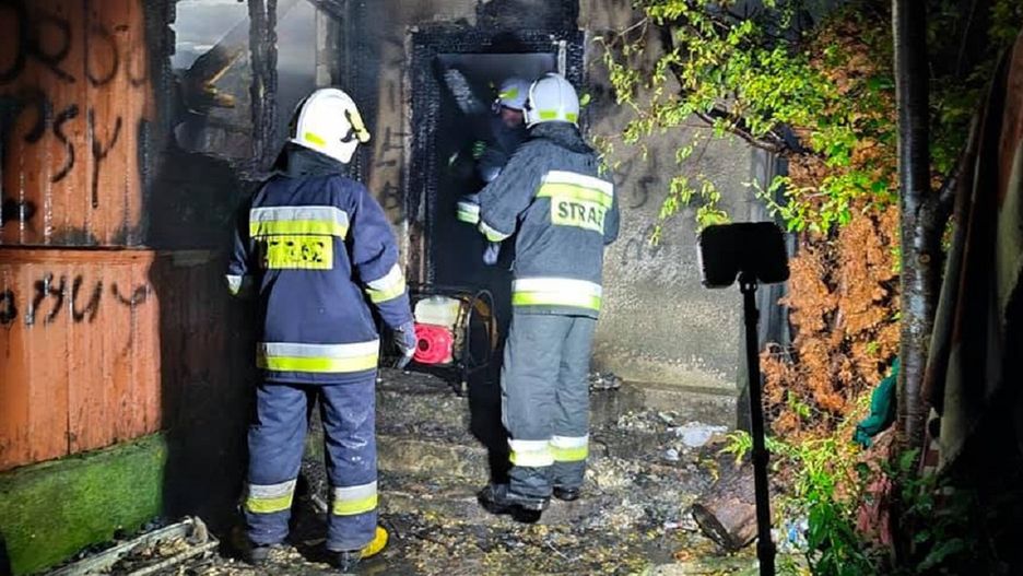 W Suchowoli spalił się opuszczony dom. Makabryczne odkrycie strażaków