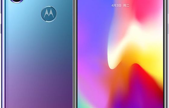 Motorola P30 - "skandaliczny klon" iPhone'a X