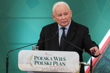 Ofensywa PiS na wsi. Kaczyński złożył obietnice rolnikom
