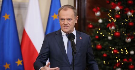 Budżet jak zamek z piasku. "Nadciąga fala" [OPINIA]