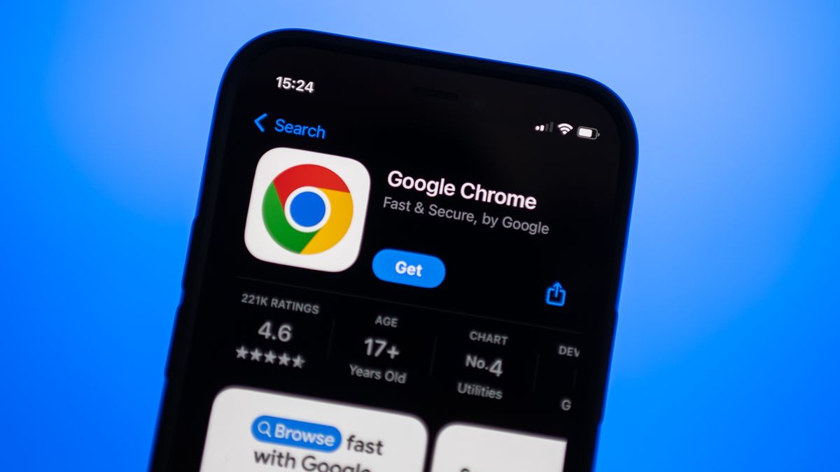 UNITED KINGDOM - 2025/02/06: In this photo illustration, the Google Chrome app is seen displayed on a smartphone screen. (Photo Illustration by David Tramontan/SOPA Images/LightRocket via Getty Images)