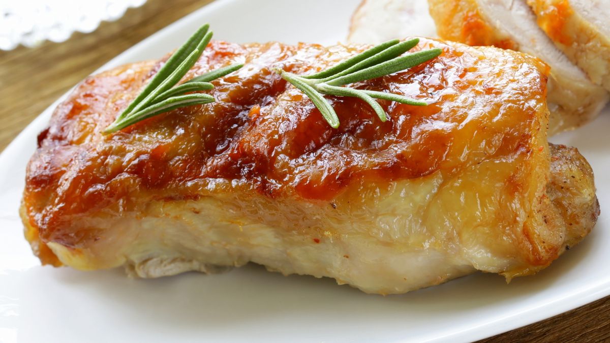 Domowa kiełbaska drobiowa, którą sam zrobisz z łatwością