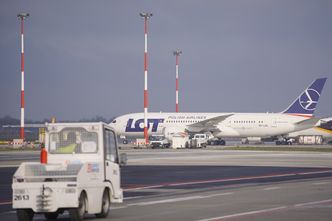 PLL LOT szykują zwolnienia grupowe? Związkowcy alarmują