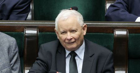Kaczyński wyszedł ze szpitala. Pozostanie najbliższe dni w domu