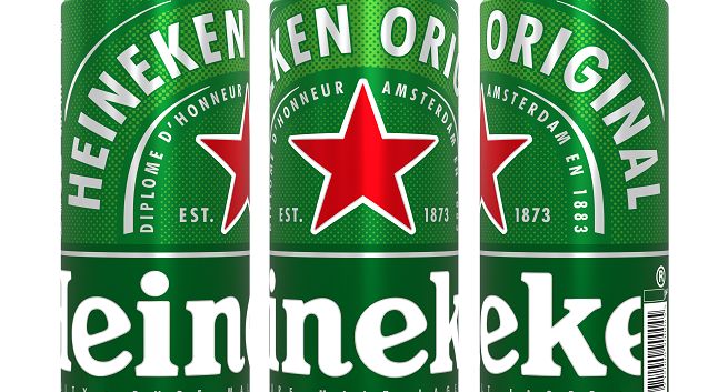 Heineken zastąpi kartonem plastik w wielopakach piwa