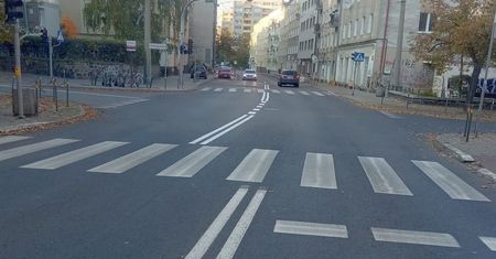 Gdynia. Namalowali nowe pasy. Nie wszystko poszło zgodnie z planem
