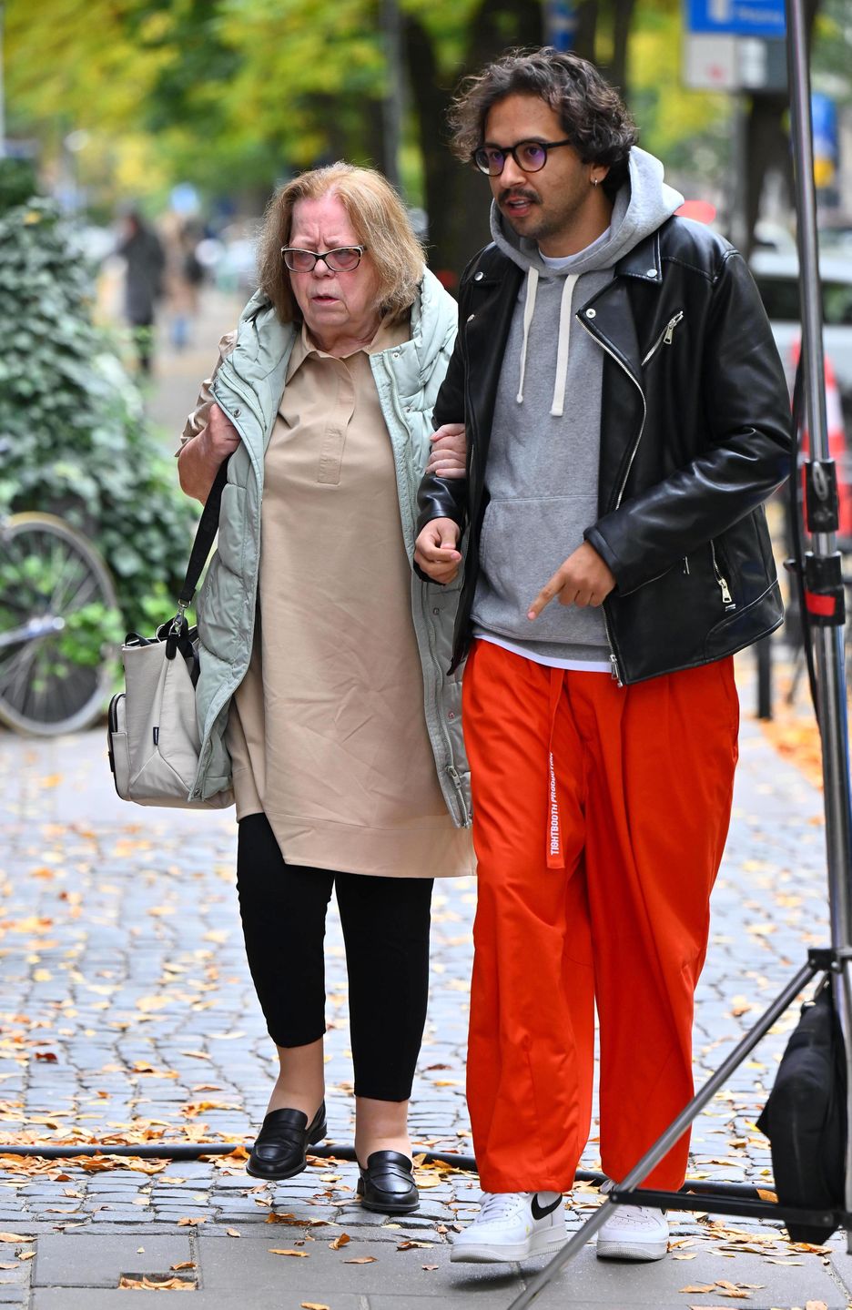 Elżbieta Zapendowska z asystentem