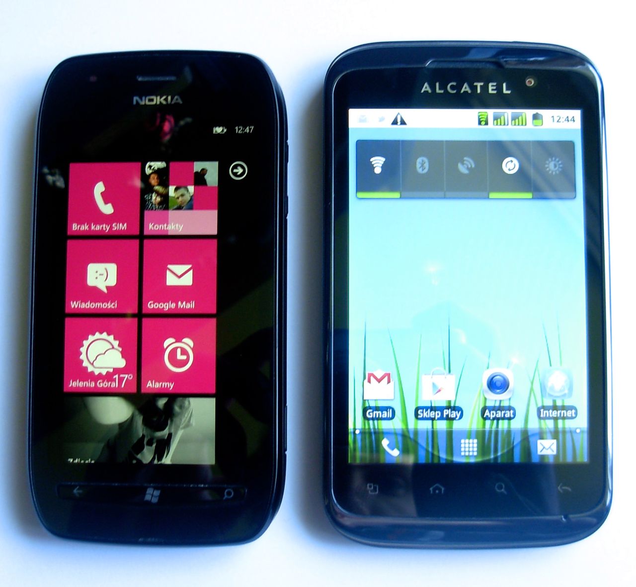 One Touch 991D i Nokia Lumia 710 fot. Michał Mynarski