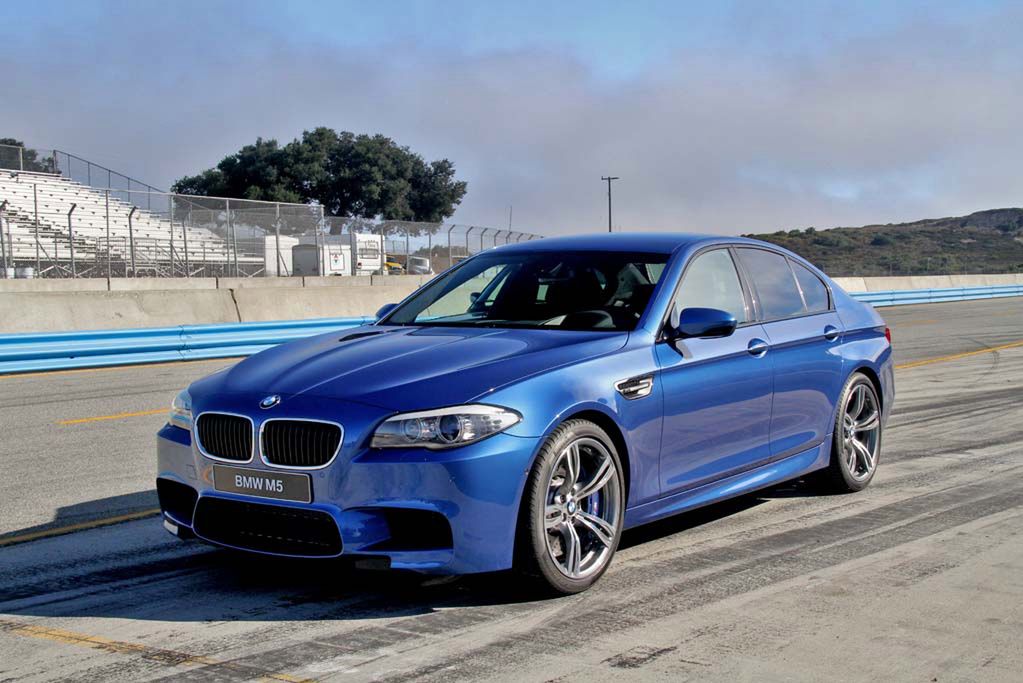 Nadjeżdża BMW 550dXM !?