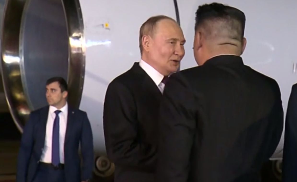 Kim przywitał Putina. Rosyjski dyktator rozpoczął wizytę w Pjongjangu
