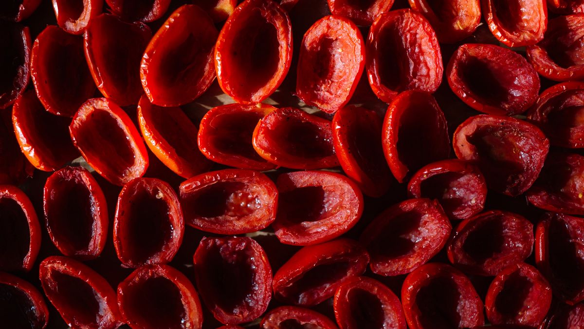 Pomidory to bogatcwo likopenu. Tania broń na raka