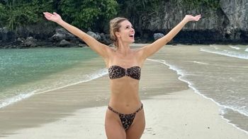 Izabela Janachowska w panterkowym bikini motywuje fanów: "Kolekcjonuj szczęśliwe chwile". Przekonała was? (FOTO)